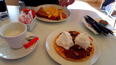 Last Friday was the Women's Day public holiday so we made full use of the opportunity to sleep in late and brunch at Wimpy. See my Bar-One waffle with regular Wimpy coffee, as well as Husband's streaky bacon breakfast.